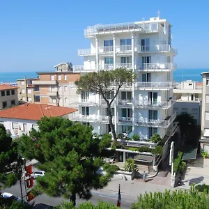 bracciotti-hotel.it-tuscanyhotel.com/