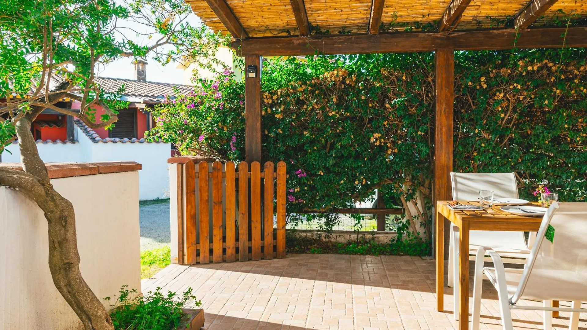 Case Vacanze Il Sogno 2 Porto Pino Hébergement de vacances