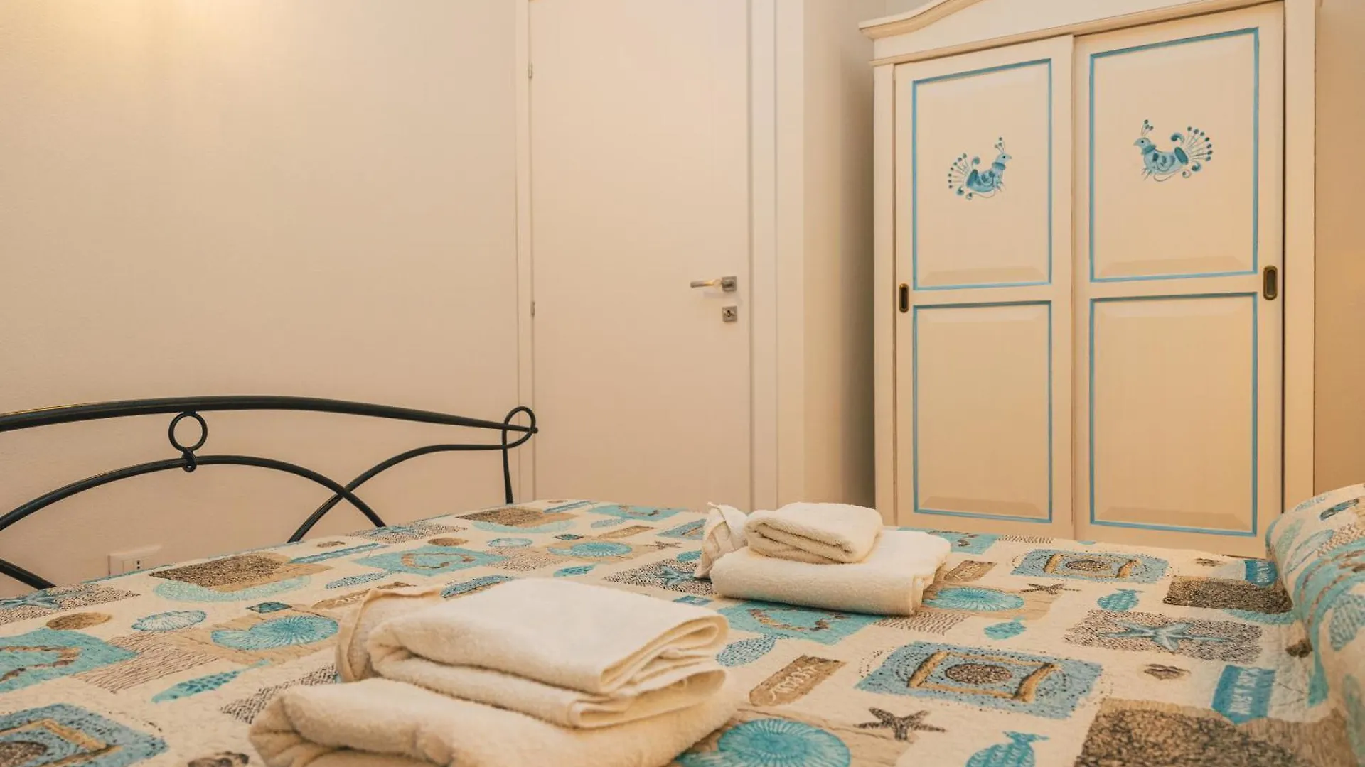 Case Vacanze Il Sogno 2 Porto Pino Hébergement de vacances