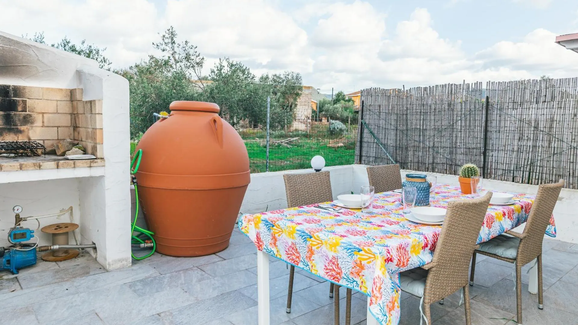 Case Vacanze Il Sogno 2 Porto Pino 0*,  Italie